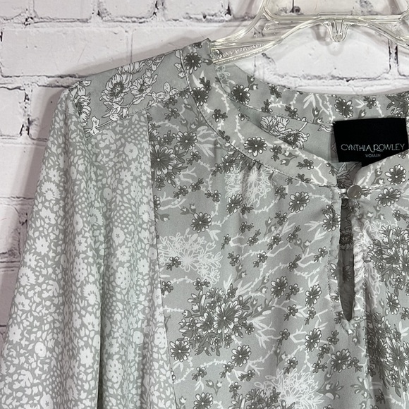 Cynthia Rowley Woman contrasting floral top - Picture 6 of 11